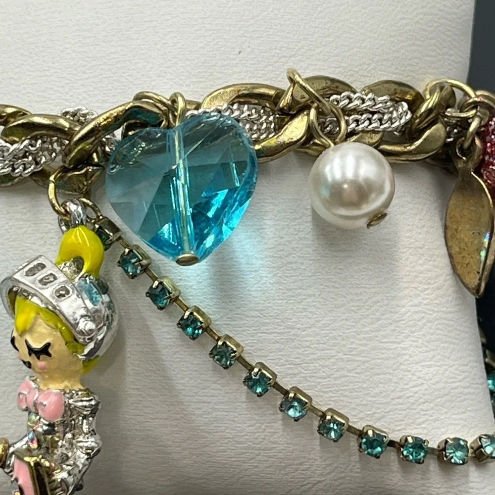 Betsey Johnson 